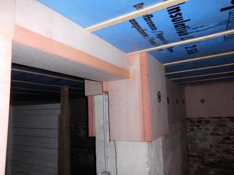 Kappendecke mit Abhängung ausgeblasen